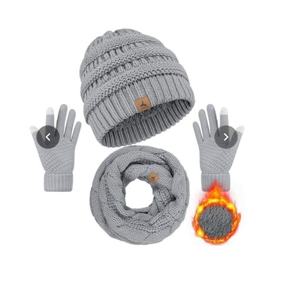 LOROME 3pc Winter Beanie Hat Scarf and Touchscreen Gloves Set Grey NWOT